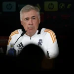 Genera un título atractivo y optimizado para SEO para el artículo "Ancelotti, tajante sobre Mbappé: "Yo no estoy aquí para hablar de especulaciones, él ha mejorado mucho en este parón"". El título debe ser emocionante y contener una palabra clave relevante, no colocar las iniciales de cada palabra con mayúsculas, sino que la mayúscula debe ir únicamente si es necesario según las reglas gramaticales, es decir la primer palabra si debe empezar con mayúscula asi como tambien los siglas, número romanos, nombres propios, como los nombres de personas, animales, lugares, países, ciudades, regiones, continentes, ríos, montañas, etc. Limita el título a 60 caracteres, pero asegúrate de que sea irresistible para los lectores.