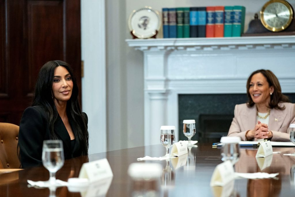 Kim Kardashian Regresa a la Casa Blanca: ¡Lucha por Justicia!