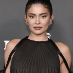 Modelo italiano cuenta cómo la Gala MET despidió por eclipsar a Kylie