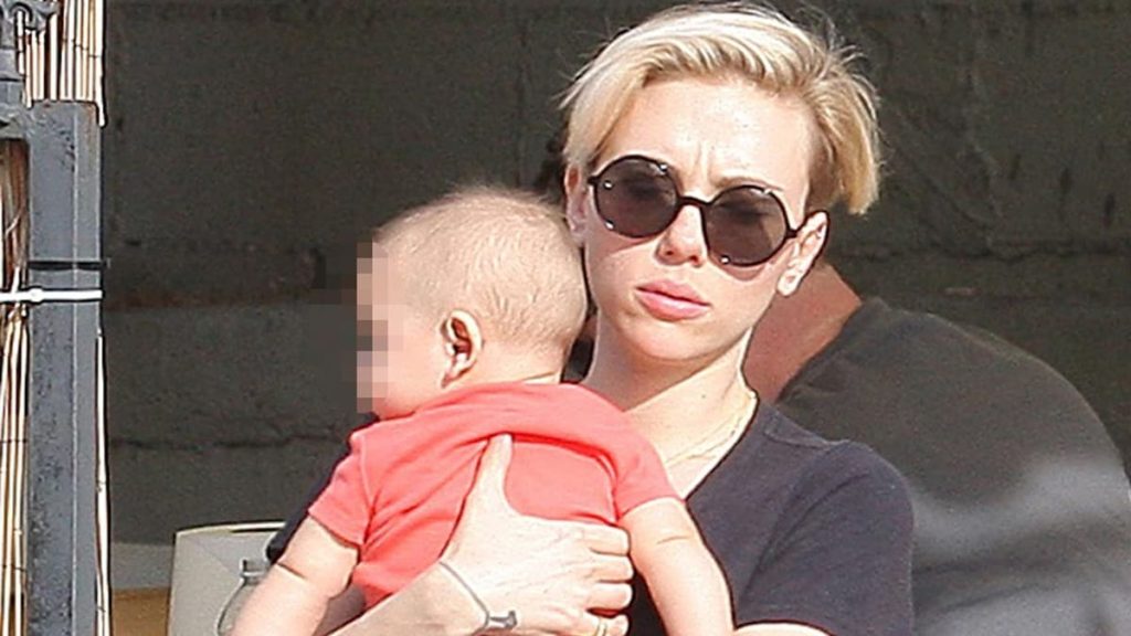 Scarlett Johansson revela su vida como madre de dos niños