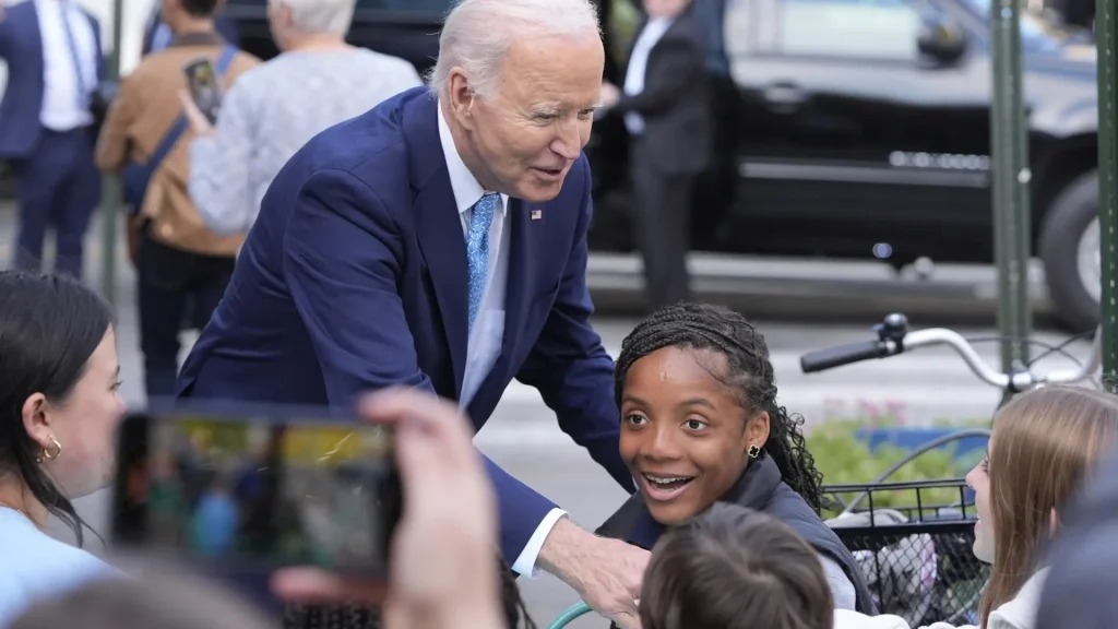 Biden defiende a Puerto Rico tras insultos en mitin de Trump