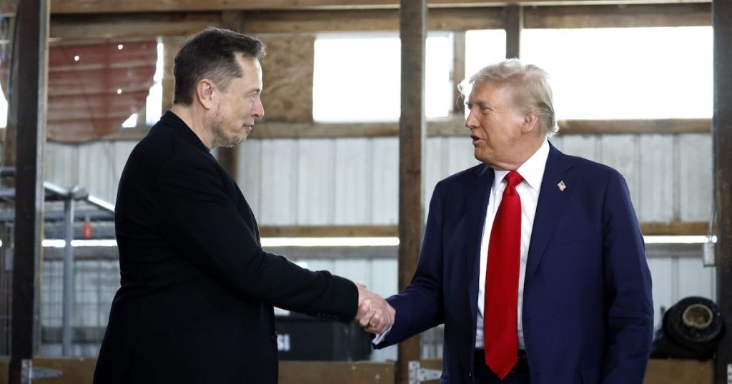 Cómo podría recortar gastos Elon Musk en el gobierno de Trump