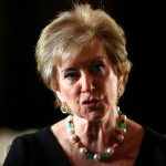 Donald Trump elige a Linda McMahon como secretaria de Educación