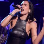 Dua Lipa con el corazón roto: cancela concierto en Yakarta por seguridad