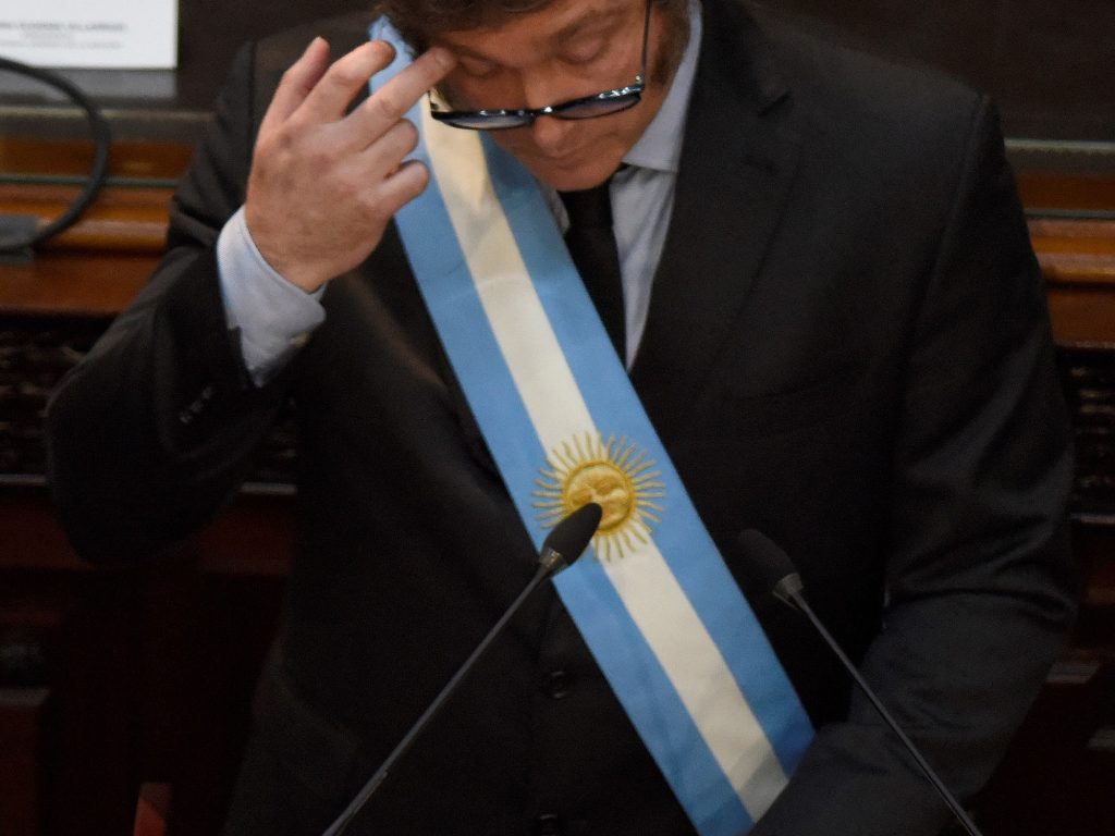 Javier Milei promete respaldo legislativo para la ley ficha limpia