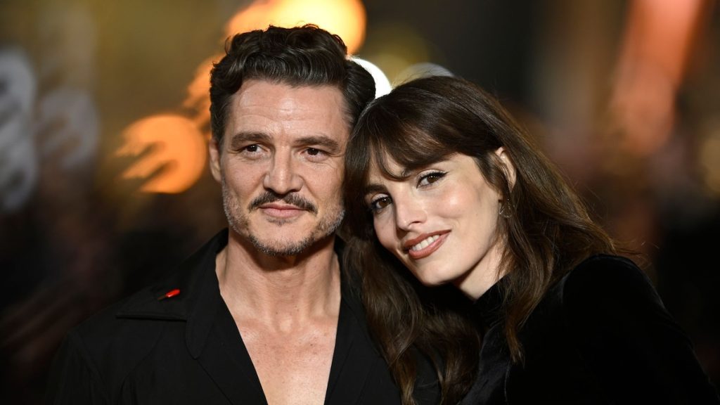 Lux Pascal brilla en la alfombra roja y supera a Pedro Pascal