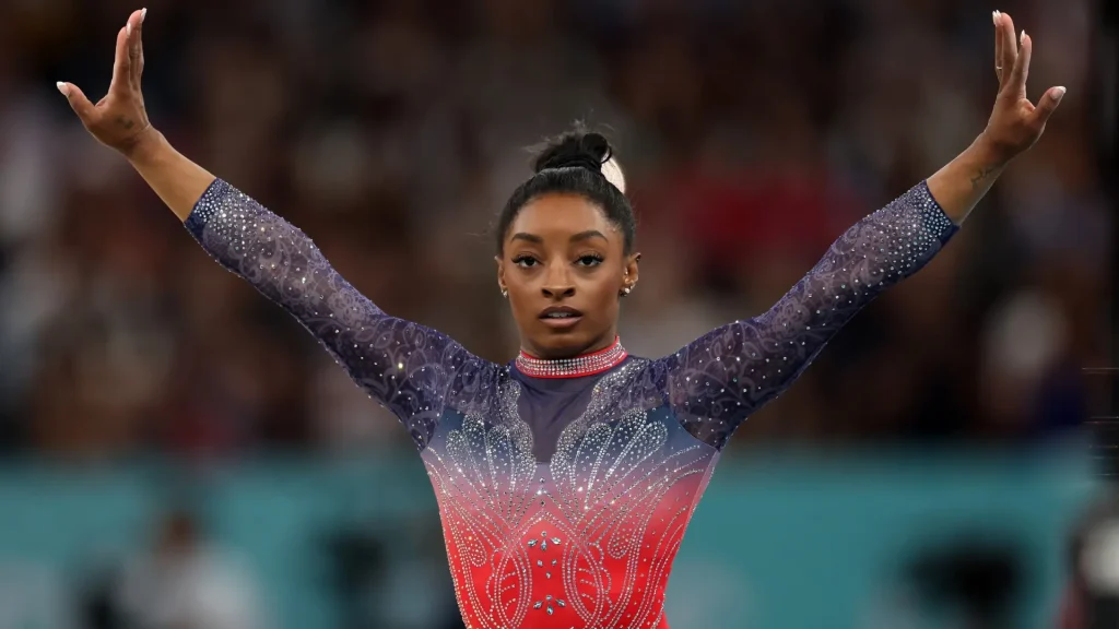 Simone Biles clama a Biden por apoyo mientras Trump regresa a la Casa Blanca