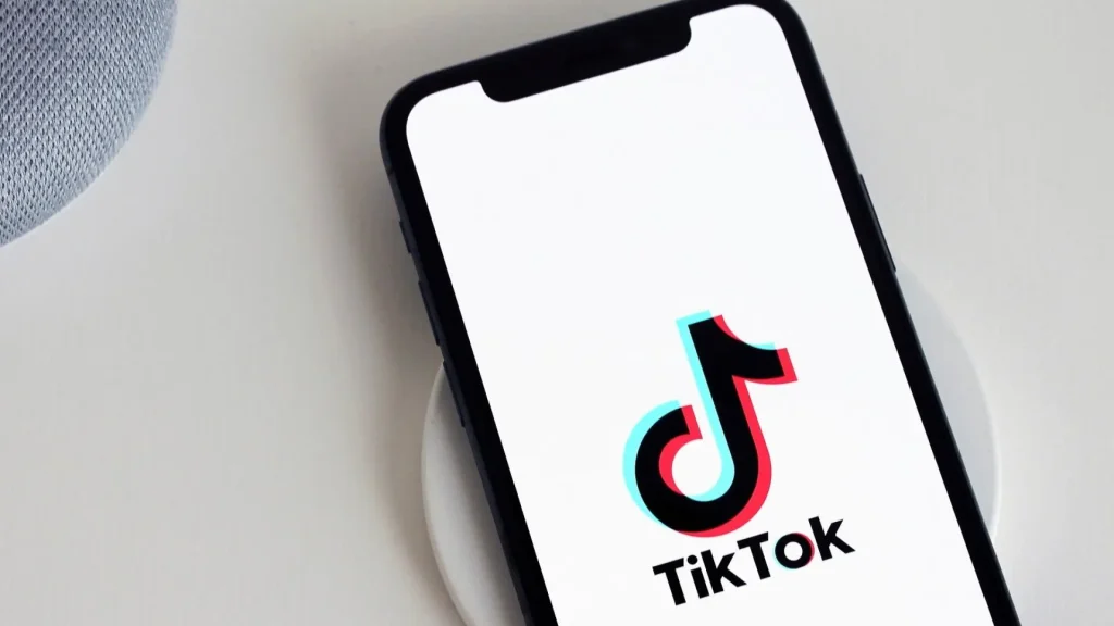 EEUU ratifica ley que podría prohibir TikTok: ¿Fin para la app?