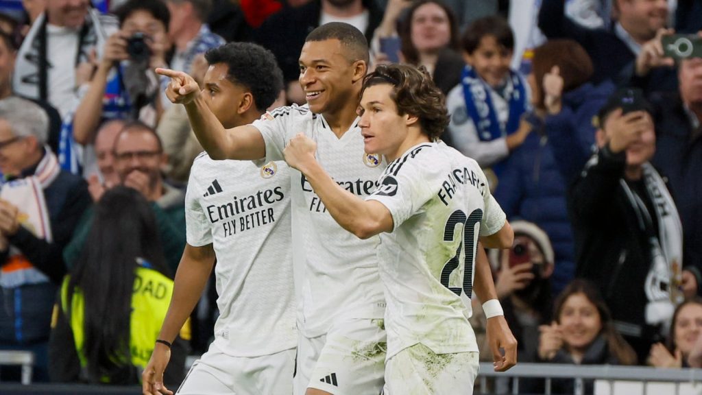 Mbappé respira mientras el Madrid intensifica la presión